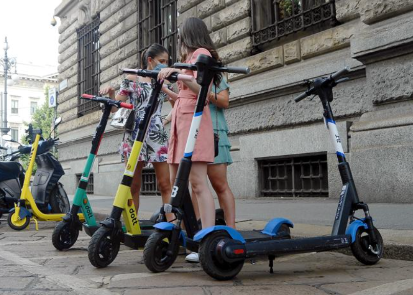 monopattini milano