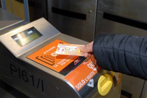 I biglietti virtuali ATM superano quelli cartacei, e Milano sogna un futuro digitale