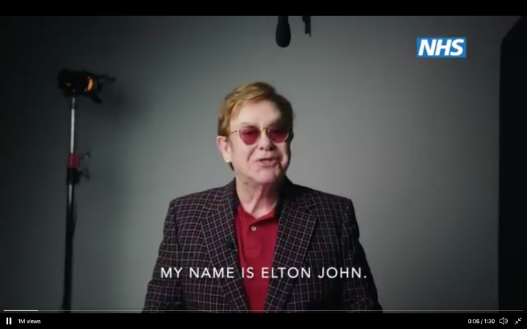 Elton John nello spot di NHS