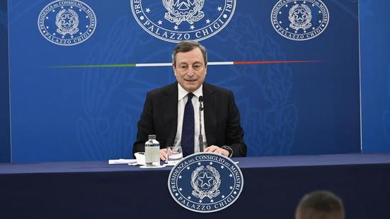 Approvato il Decreto Sostegno, Draghi: "Più soldi a tutti, più velocemente possibile"